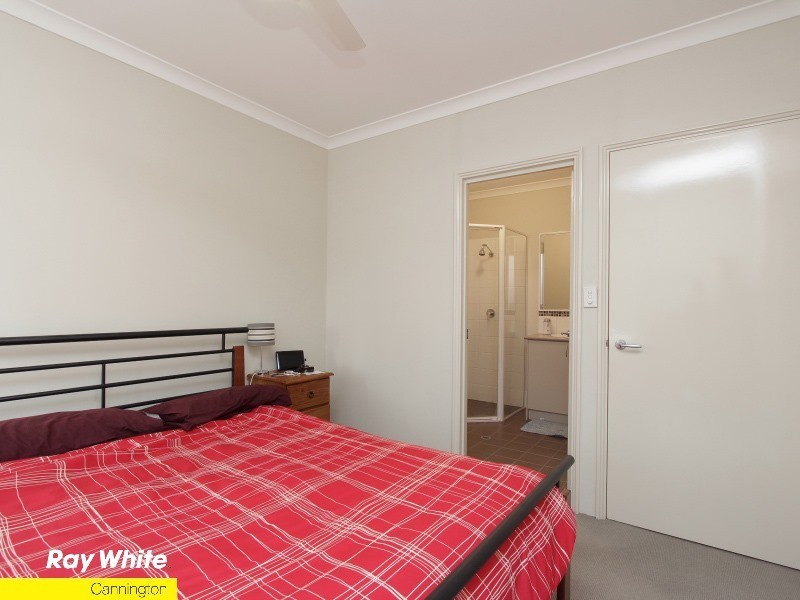 9/17 Southdown Place, Thornlie WA 6108