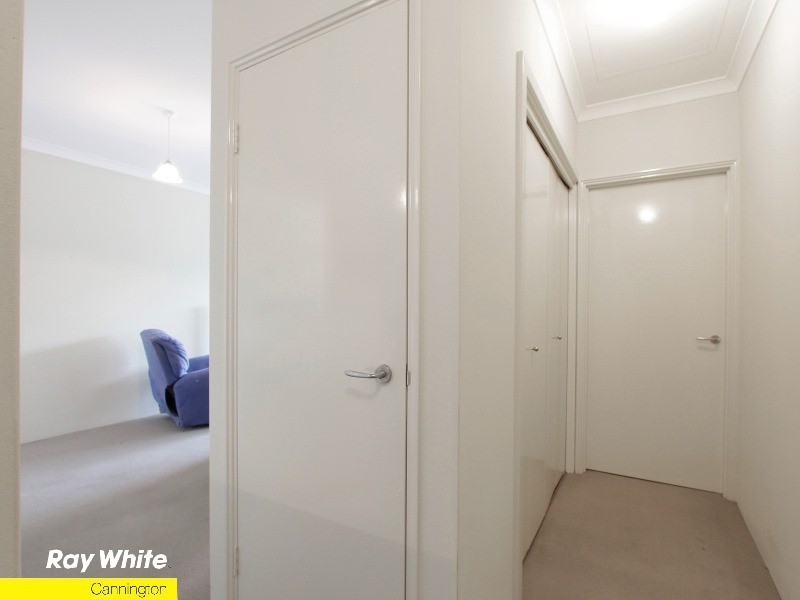 9/17 Southdown Place, Thornlie WA 6108