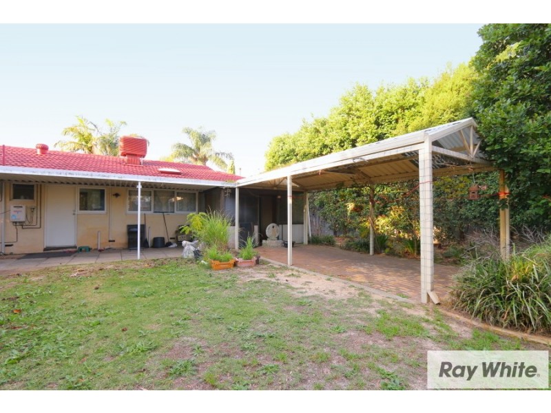 13 Seale Street, Beckenham WA 6107