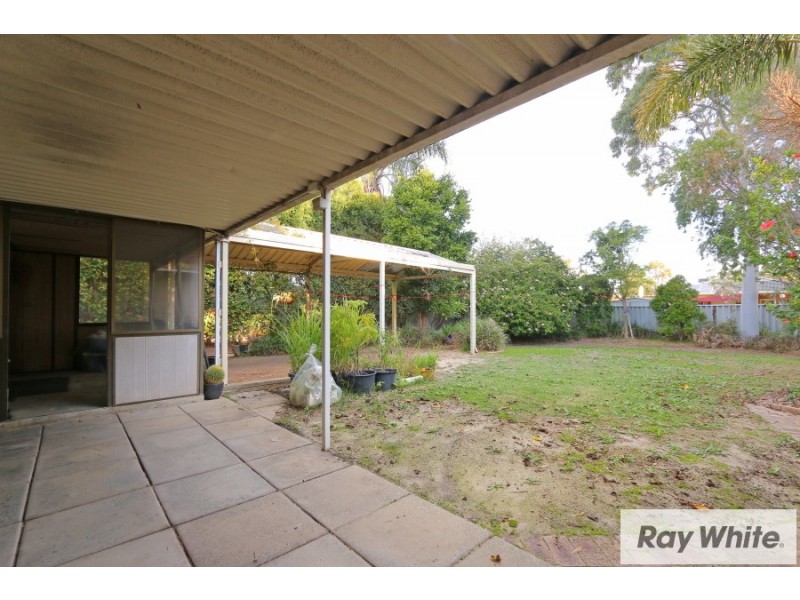 13 Seale Street, Beckenham WA 6107