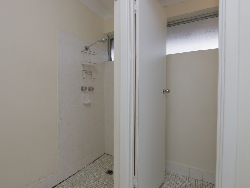 5B Luyer Avenue, East Cannington WA 6107