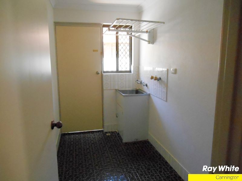 3/341 Wharf Street, Queens Park WA 6107