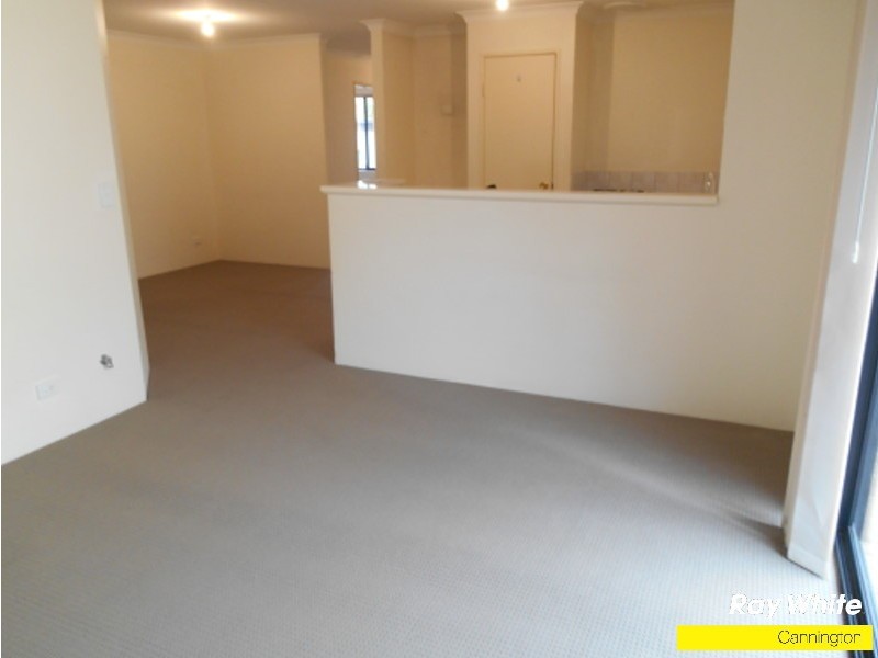 2/21 James Street, Cannington WA 6107