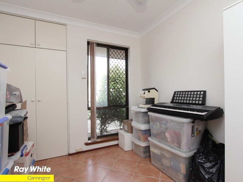 9 Ningaloo Way, Thornlie WA 6108