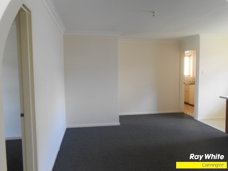 2B Leslie Street, Cannington WA 6107