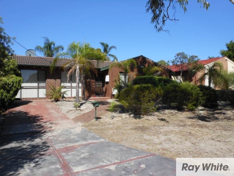 4 Greenway Avenue, Thornlie WA 6108