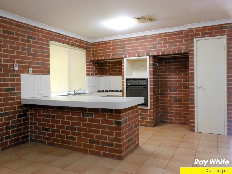 19 Wickling Drive, Beckenham WA 6107