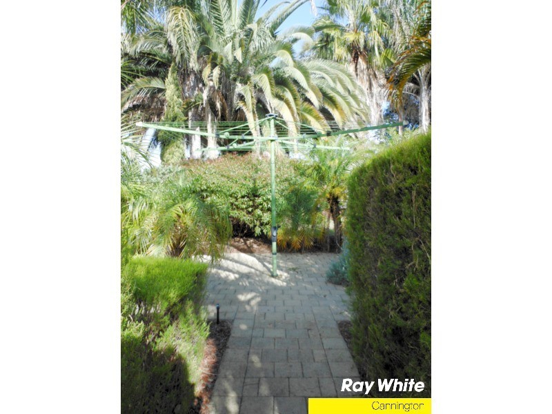 19 Wickling Drive, Beckenham WA 6107