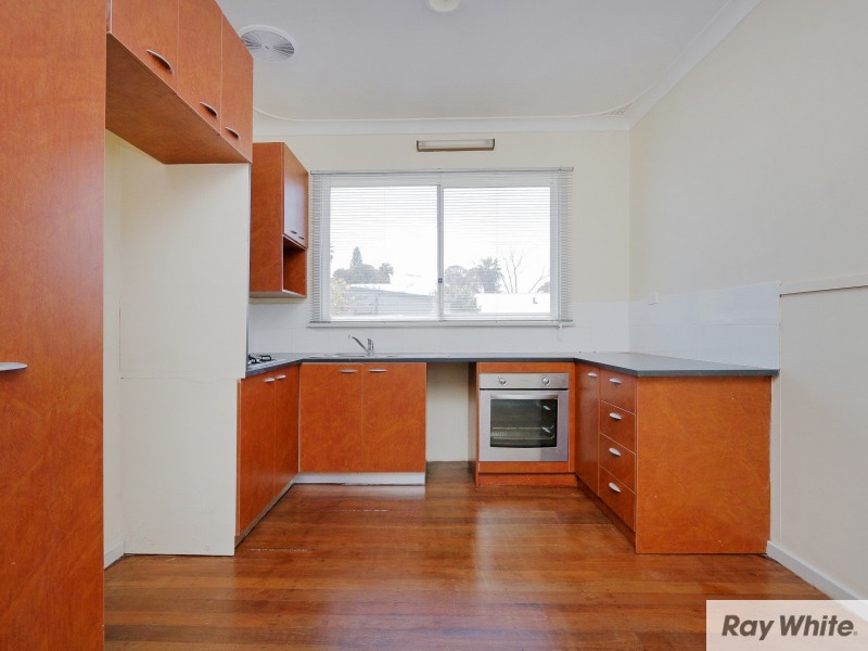 76 Jubilee Street, Beckenham WA 6107