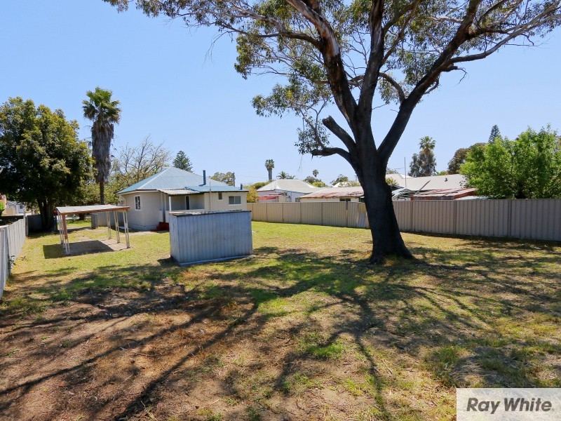 76 Jubilee Street, Beckenham WA 6107