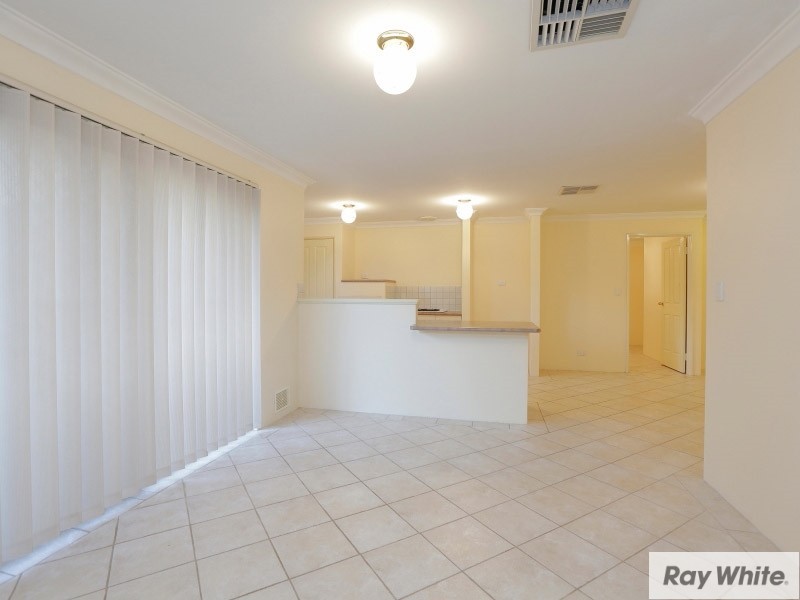 1/347-349 Sevenoaks Street, Cannington WA 6107