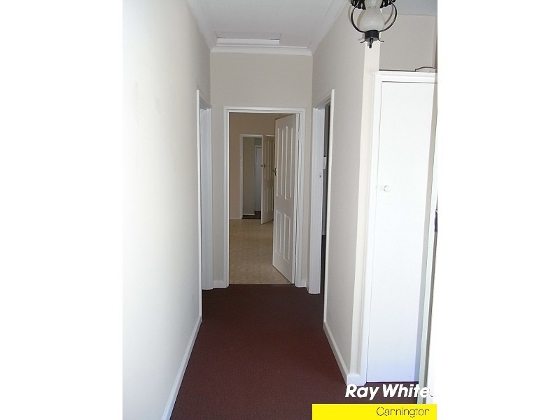 36 Cross Street, Queens Park WA 6107