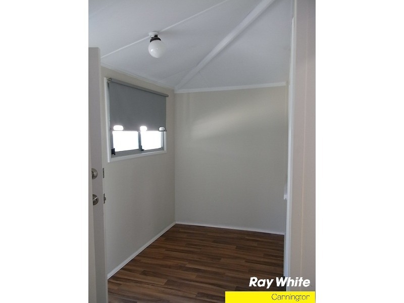 36 Cross Street, Queens Park WA 6107