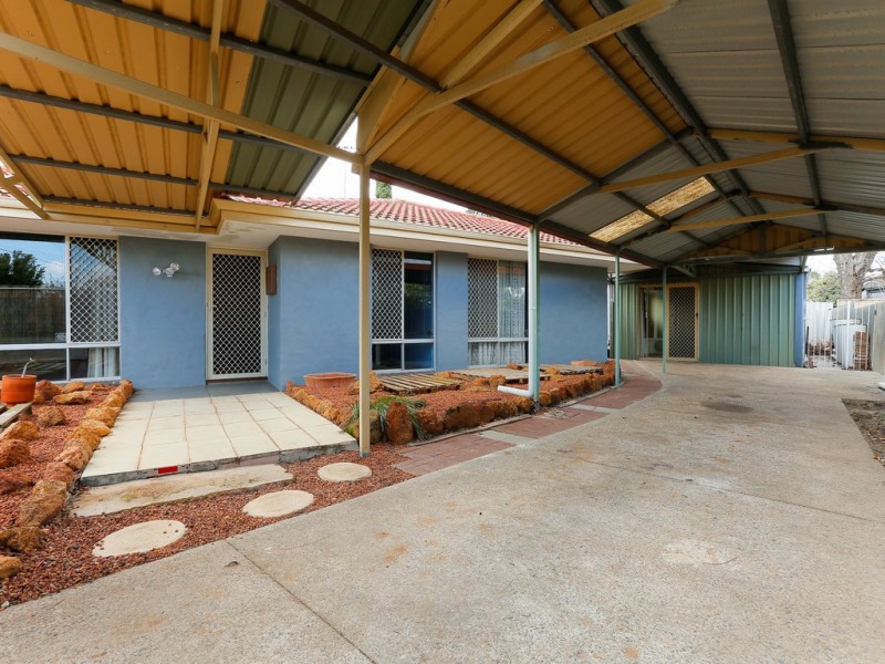 8 Meteor Street, Beckenham WA 6107