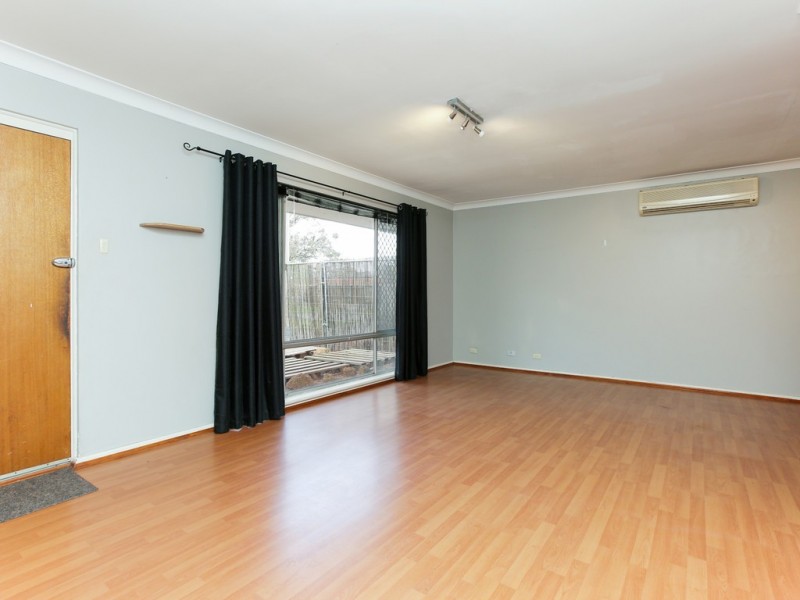 8 Meteor Street, Beckenham WA 6107