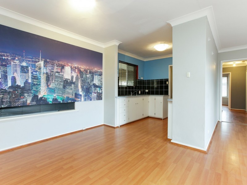 8 Meteor Street, Beckenham WA 6107