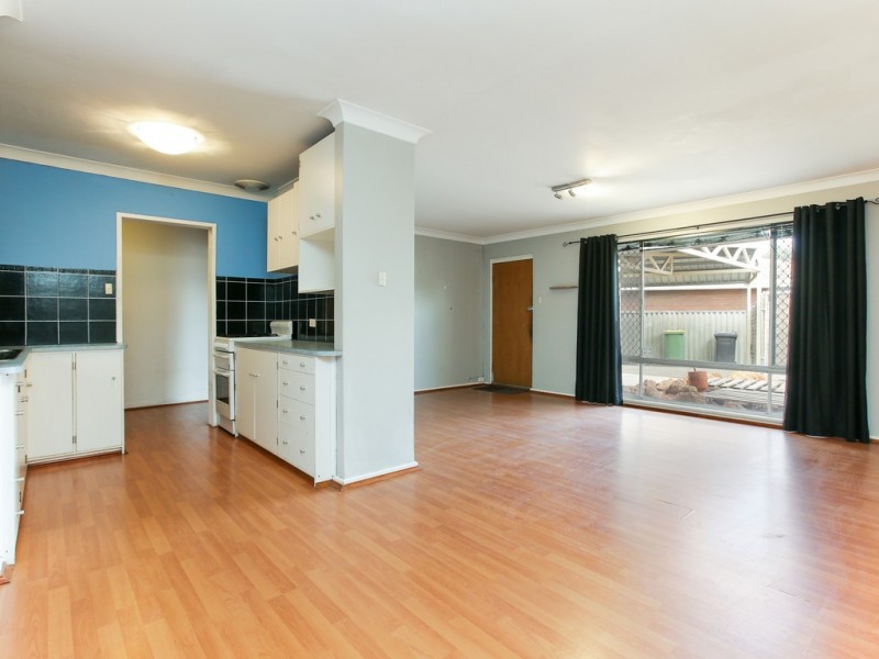 8 Meteor Street, Beckenham WA 6107