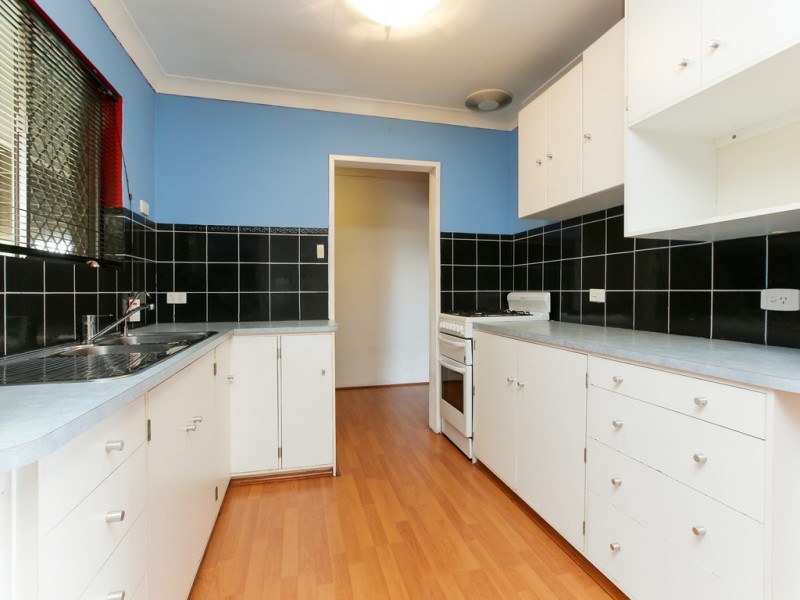 8 Meteor Street, Beckenham WA 6107