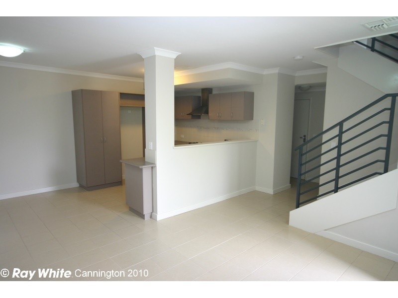 2 Morgan Street, Cannington WA 6107