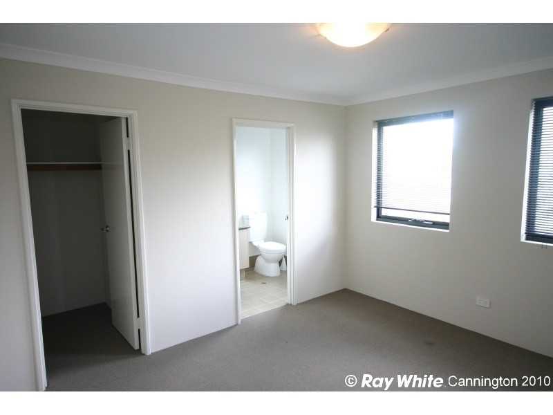 2 Morgan Street, Cannington WA 6107