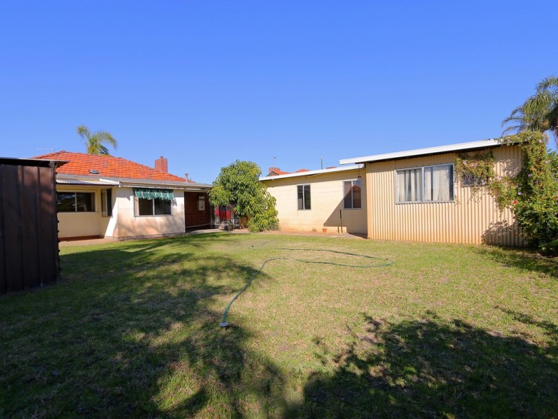 46 Hopkinson Way, Wilson WA 6107