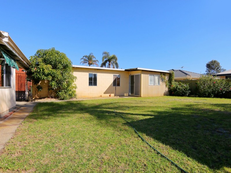 46 Hopkinson Way, Wilson WA 6107