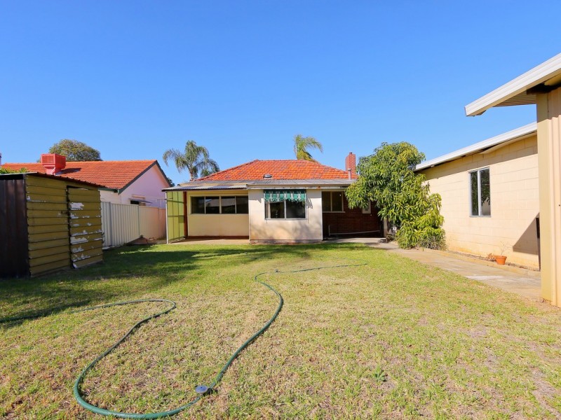 46 Hopkinson Way, Wilson WA 6107