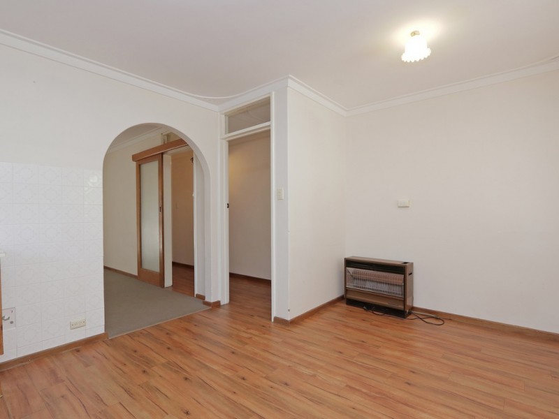 111 Dulwich Street, Beckenham WA 6107