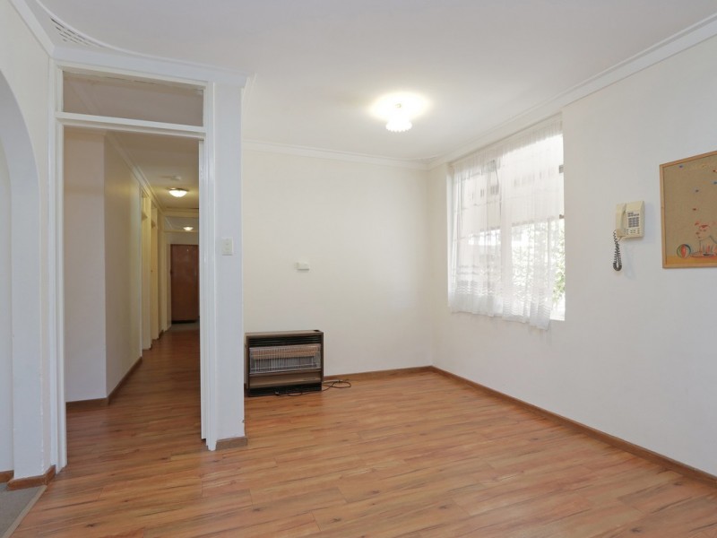 111 Dulwich Street, Beckenham WA 6107