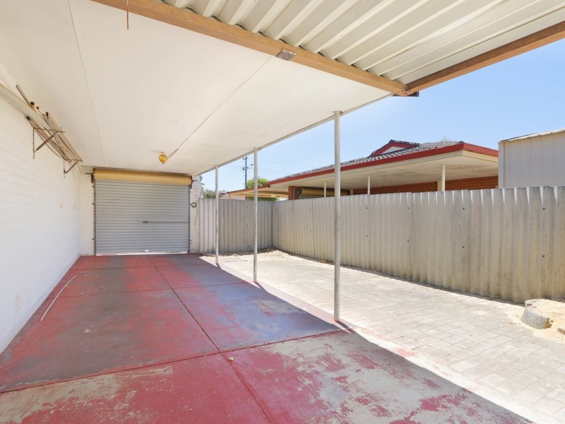 111 Dulwich Street, Beckenham WA 6107