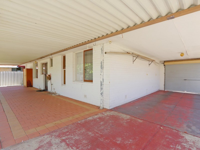 111 Dulwich Street, Beckenham WA 6107