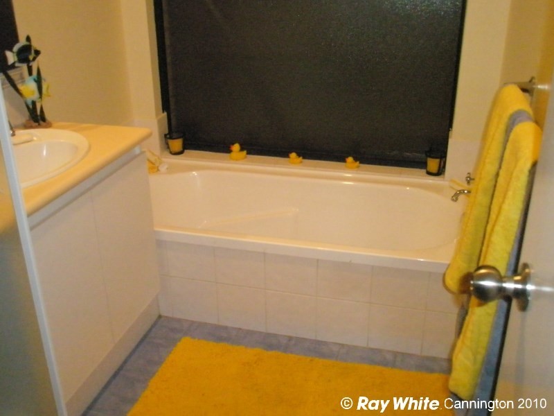 23 Bark Circle, Kenwick WA 6107