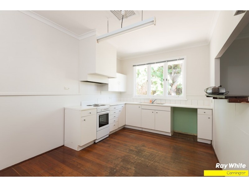 22 Barnsley Street, Queens Park WA 6107