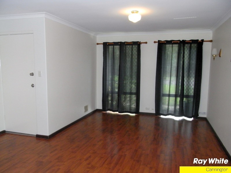 1 Glamorgan St, East Cannington WA 6107