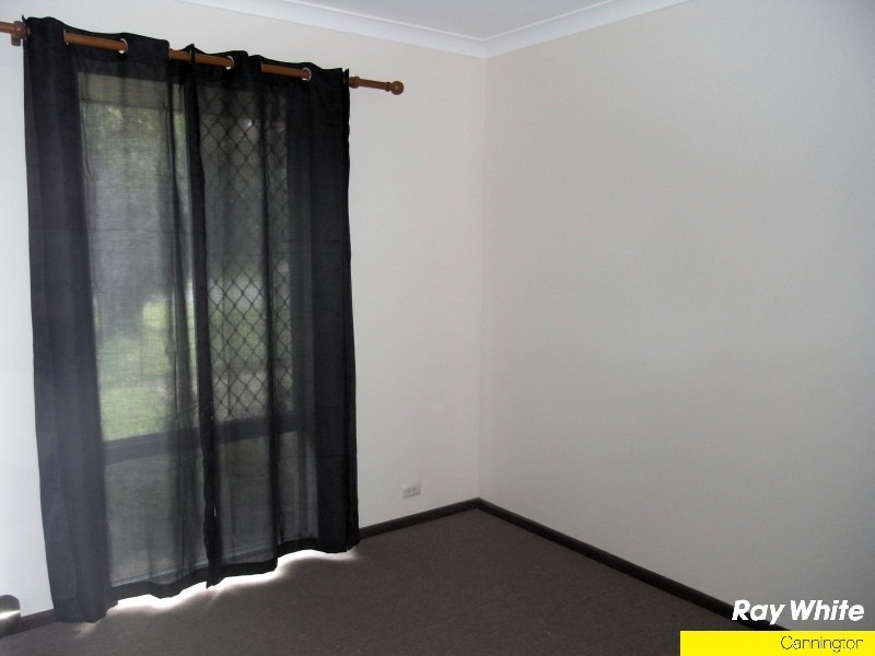 1 Glamorgan St, East Cannington WA 6107