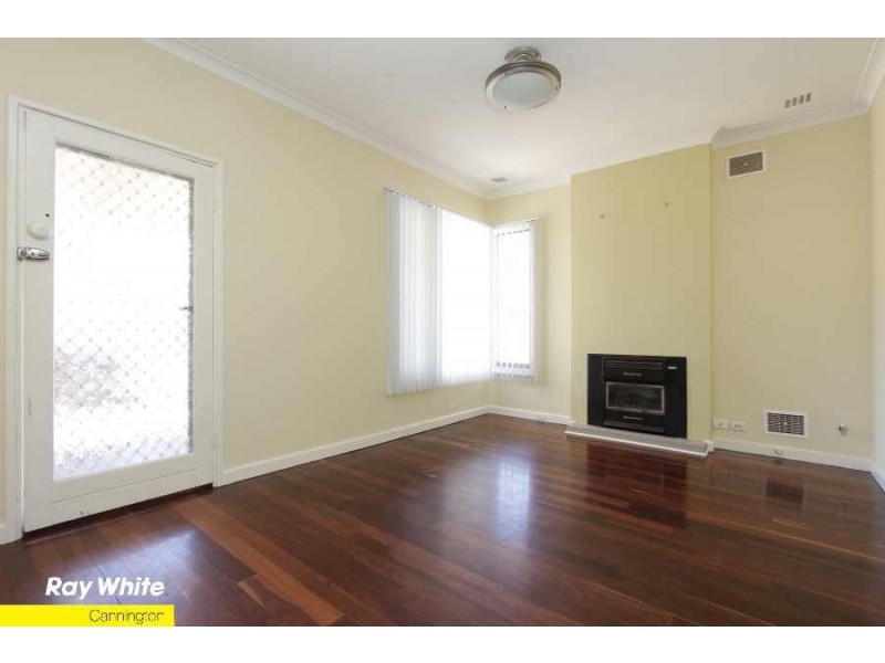 176 Manning Road, Wilson WA 6107