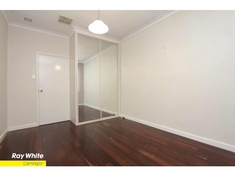 176 Manning Road, Wilson WA 6107