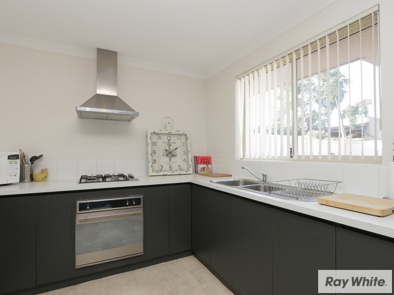 4/42 Doust Street, Cannington WA 6107