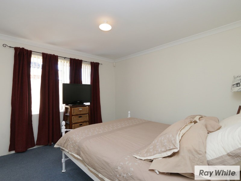 4/42 Doust Street, Cannington WA 6107