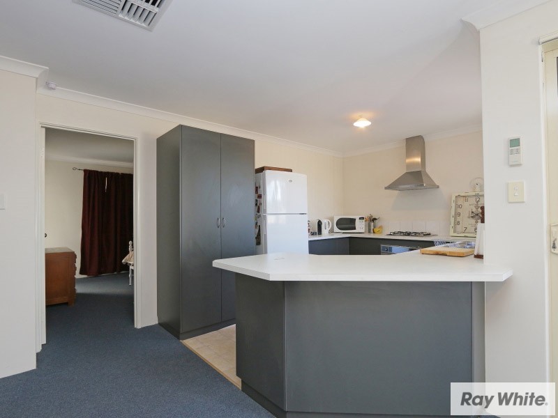 4/42 Doust Street, Cannington WA 6107