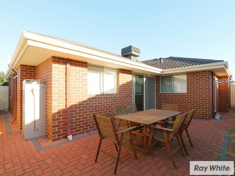4/42 Doust Street, Cannington WA 6107