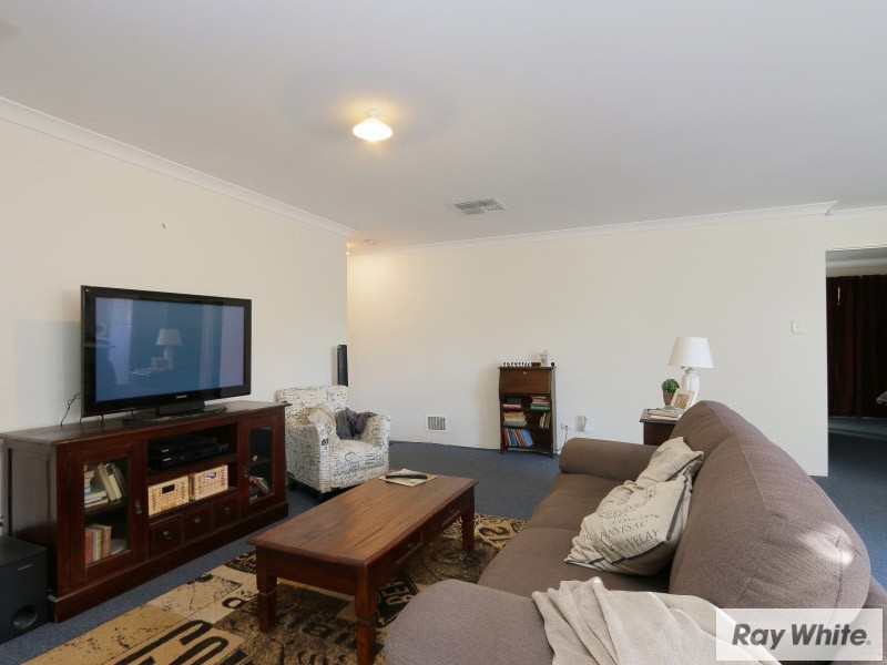 4/42 Doust Street, Cannington WA 6107