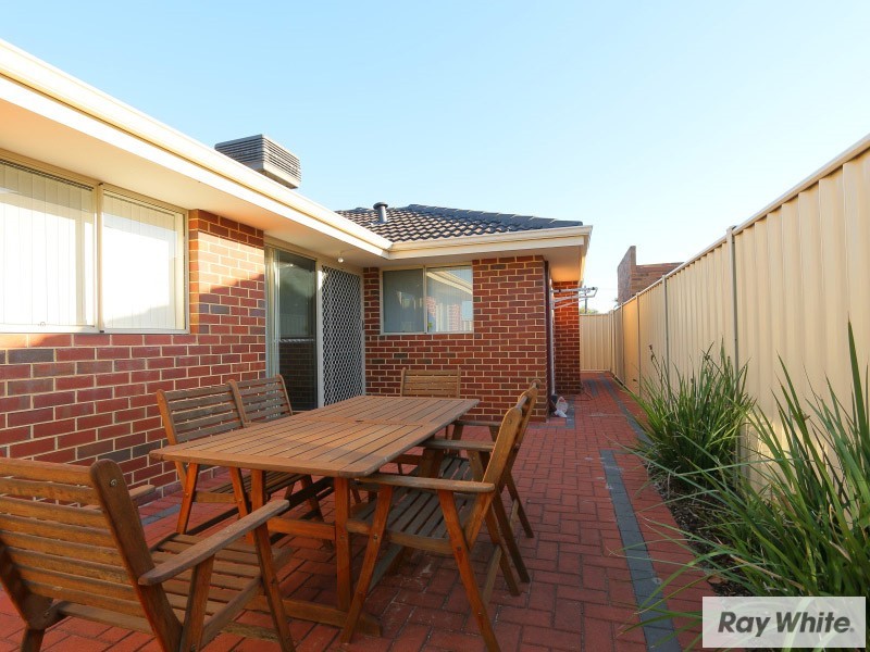 4/42 Doust Street, Cannington WA 6107