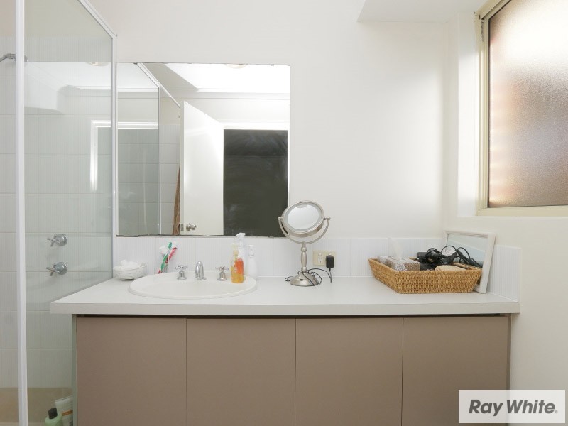 4/42 Doust Street, Cannington WA 6107