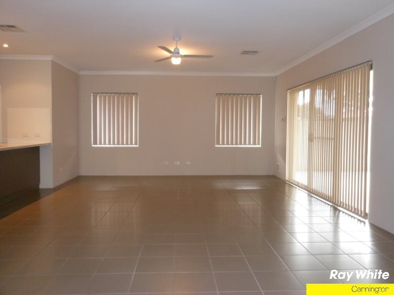 32b Goddard Way, Langford WA 6147