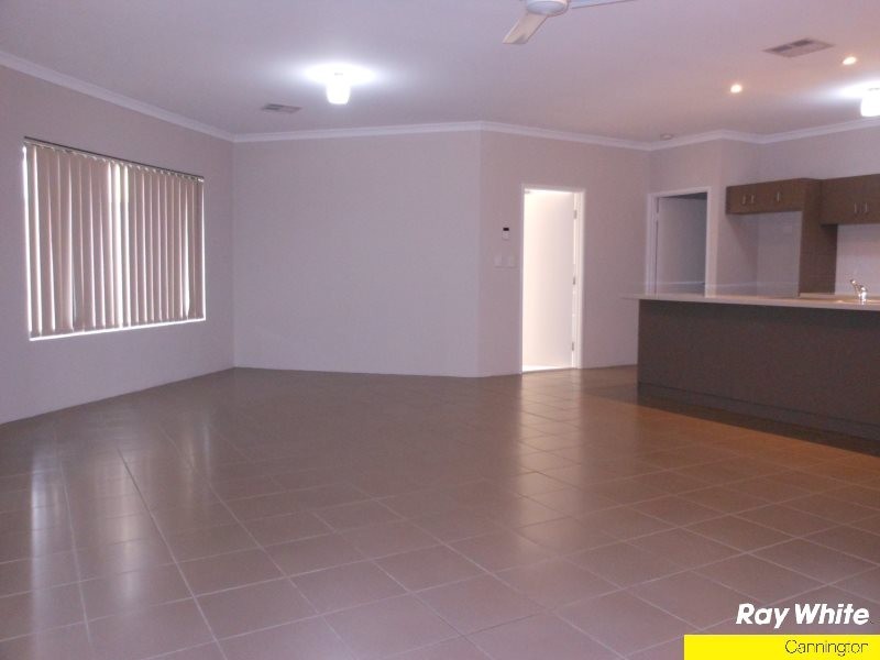 32b Goddard Way, Langford WA 6147