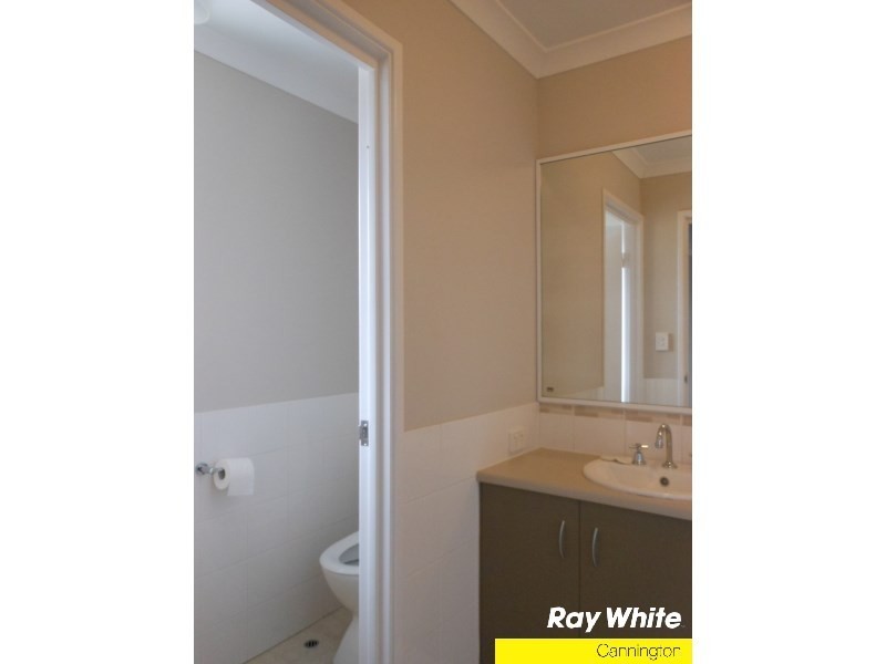 32b Goddard Way, Langford WA 6147