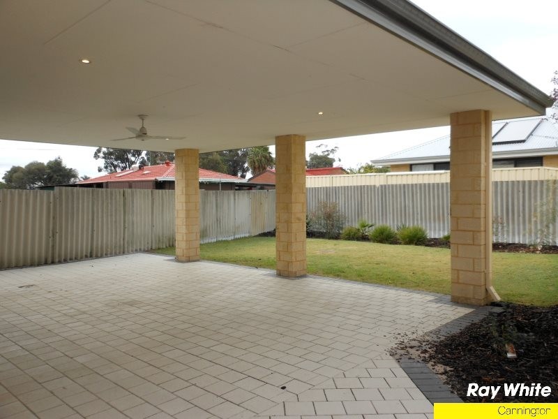32b Goddard Way, Langford WA 6147