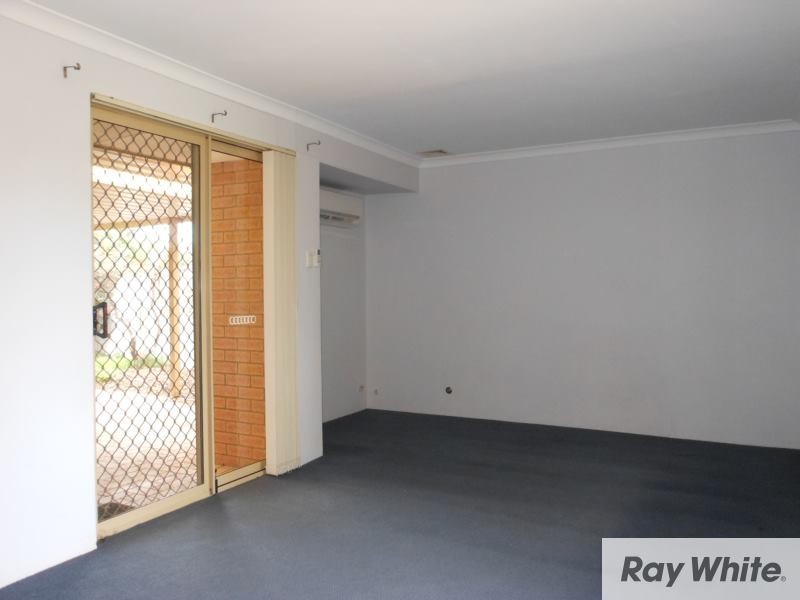 8A Firetail Place, Kenwick WA 6107