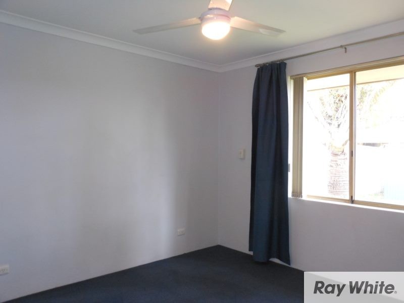 8A Firetail Place, Kenwick WA 6107